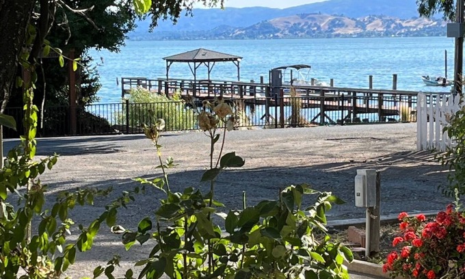 Nice Cabin | Guest Rated 10/10: Lakeview Retreat with Onsite Rentals