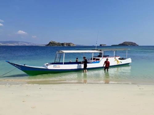 Riung Other | All-Inclusive Paradise Experience - Boat Tour, Snorkeling & Island Camping