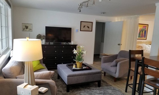 Traverse City Apartment | Comfortable All-Inclusive Studio Near Beach & Downtown