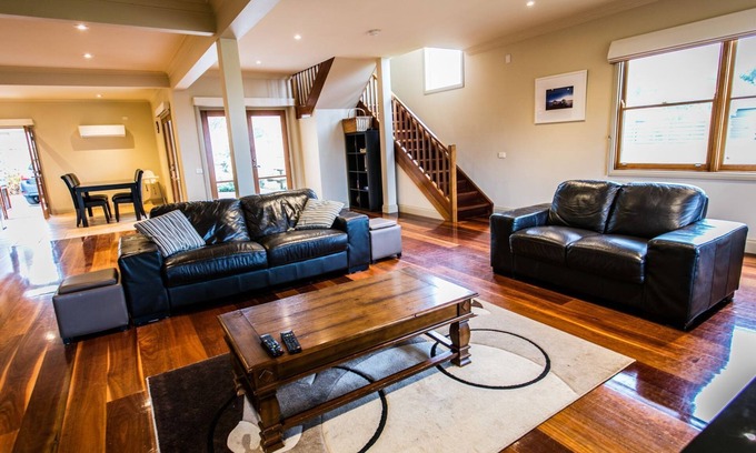 Apollo Bay House | Experience All Seasons Beach House: Family-Friendly Retreat