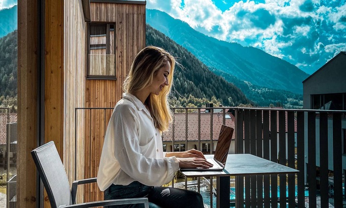 Oetz Apartment | Pet-Friendly All-Suite Resort Ötztal with Spa & Pool