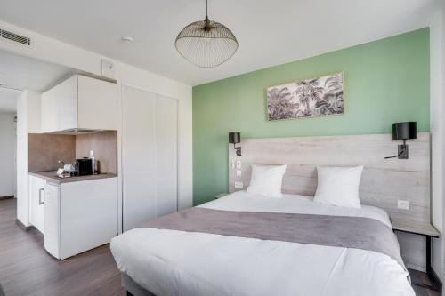 Palaiseau Apartment | Discover All Suites Appart Hôtel Massy Palaiseau Today