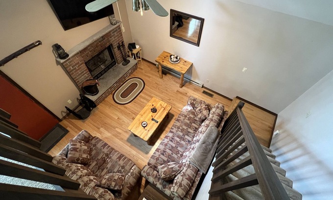 Hamlin Ski Chalet | Ultimate Comfort with All Amenities at The Hideout