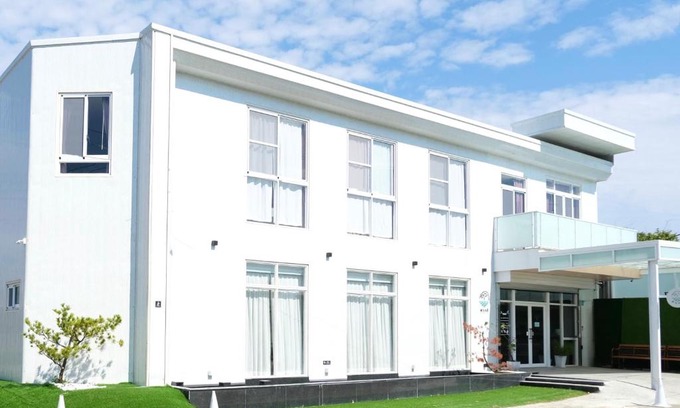 Jiangjun Bed & Breakfast | Budget-Friendly All Want Stay with Breakfast & Family Amenities