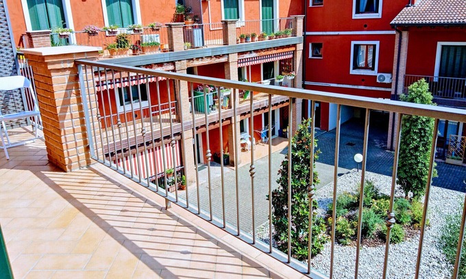 Lonato del Garda Apartment | Alla Corte - 2 Bedrooms Apartment