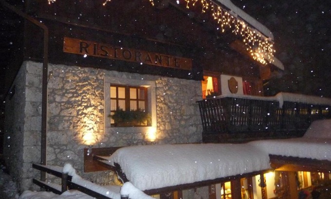 Lauco Hotel | Pet-Friendly Retreat at Alla Frasca Verde with High Ratings