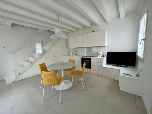 Burano Apartment | Exceptional Alla Torre 735 - Family-Friendly Stay in Burano