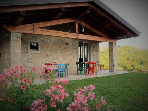 Provaglio Val Sabbia Bed & Breakfast | Discover Alla Vecchia Contrada B&B: Rated 9.8/10, Pet Friendly