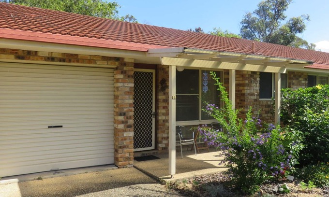 South West Rocks Apartment | Allamanda Unit 11: Riverside Retreat with Pool Access