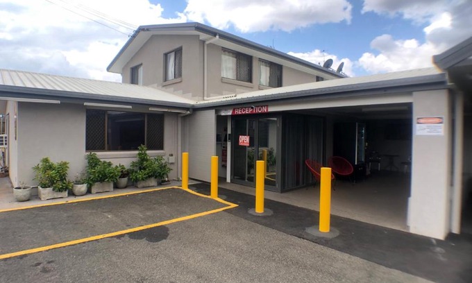 Kearneys Spring Hotel | Discover Comfort at Allan Cunningham Motel - 4-Star Retreat