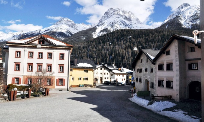 Engadin Scoul Apartment | Cozy 3.5 Room Apartment with Kitchen & High Guest Rating