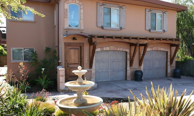 Eastside Santa Cruz Villa | Allegra Villa Alla Spiaggia: Oceanfront Bliss Awaits