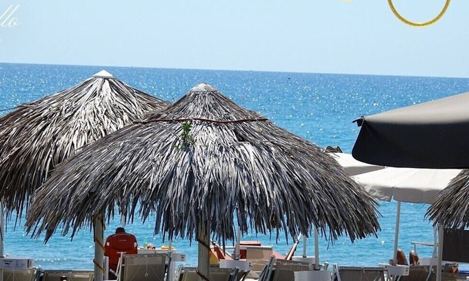 Vallecrosia Apartment | ALLEGRIA HOUSE A 5-minute walk from the sea, whole accommodation spacious and renovated