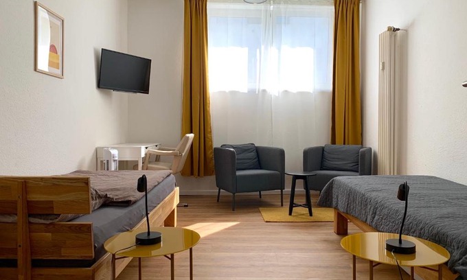 Brueck Apartment | Perfect Getaway: Two Bedrooms, Full Kitchen & Private Bath