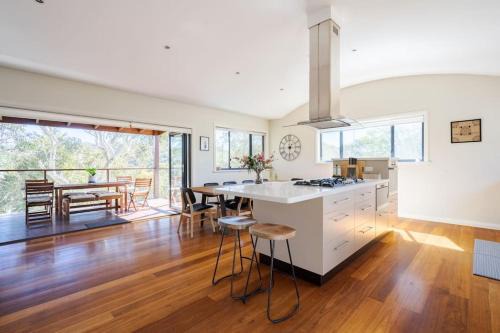 Leura House | Discover Alleura House: Ideal for Families in Nature