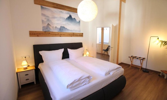 Buchenberg Apartment | Allgäu Hütten Loft: Oceanfront Escape with Terrace