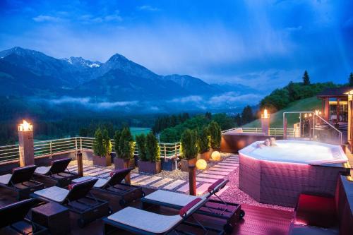 Fischen im Allgaeu Hotel | Discover AllgäuHotel Tanneck: 4-Star Retreat with Pool