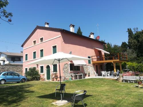 Arcugnano House | Inviting Alloggio Alla Collina: Guest Rated 9/10 with Hot Tub