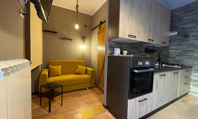 Frosinone Apartment | Vibrant Stay in the Heart of Movida with Pet-Friendly Options