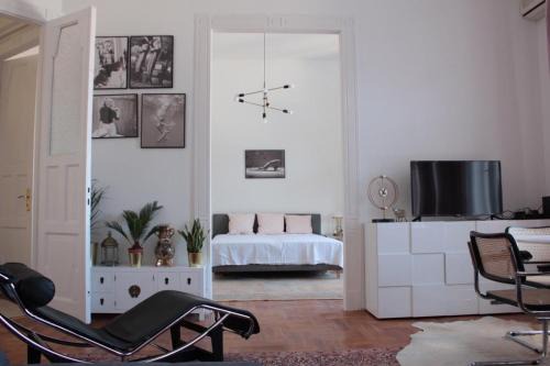 Ligettelek Apartment | Highly Rated Allomas Apartman: Family-Friendly Getaway