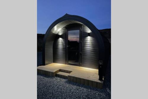 Portree Ski Chalet | Discover Allt Yelkie Pod Dha, Earlish - Rated 9.2/10