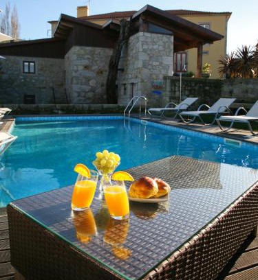 Afife House | Alltominho Villas: Family-Friendly Retreat with Ocean Views