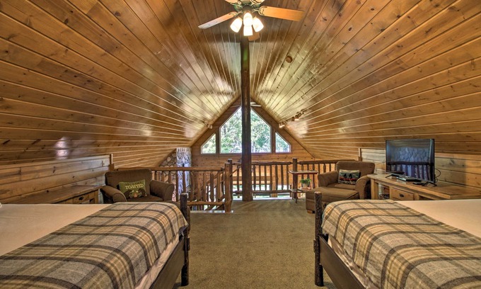 Nisswa Cottage | Cozy Nisswa Cabin on Gull Lake with Fireplace & Kitchen