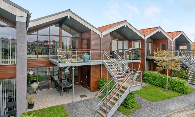 Bogense Apartment | Seaside Retreat: Allyson Hotel Near the Ocean