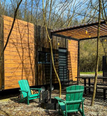 Zebegeny Other | Almásglamp: Pet-Friendly Oasis with Oceanfront Views