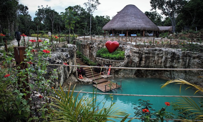 Benito Juarez Hotel | Top-Rated Alma Maya Resort – Relax by the Pool in Riviera Maya