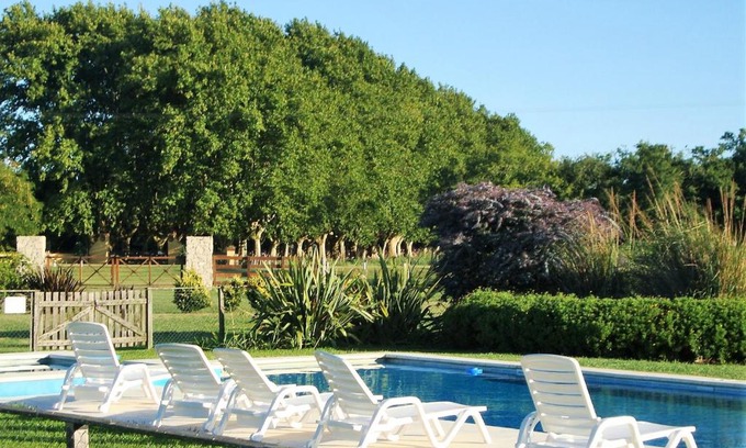 Chascomus House | Alma Pampa: 4-Star Hotel with Pool & Perfect Review Score