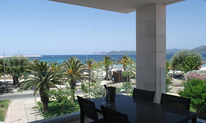 Lido Apartment | Family-Friendly AlMar Apartments: Rated 8.7/10 for Comfort