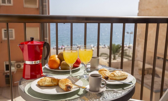 Almeria Apartment | AlmeriaSuite Las Caracolas Beach