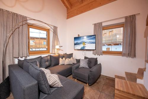 Hochkrimml House | Discover Almhäuser Filzsteinalpe Almhaus 201 - Pet Friendly Retreat