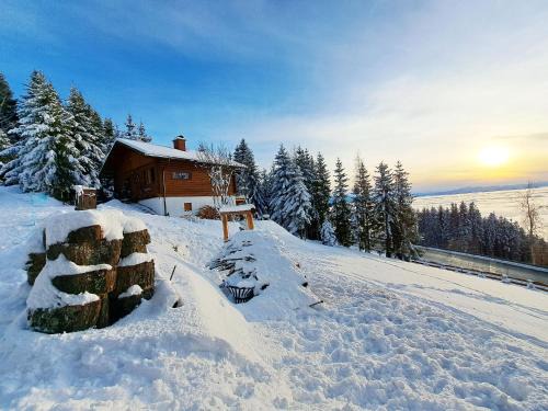 Wolfsberg House | Discover Almliesl STEF-633: Family and Pet-Friendly Retreat