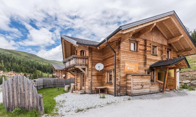 Lachtal Ski Chalet | Discover Almliesl SCHO-530: Perfect for Families & Pets