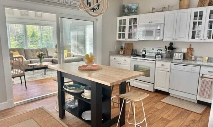 Moody Cottage | Seaglass Village #500: Almost Beachfront with Top Amenities