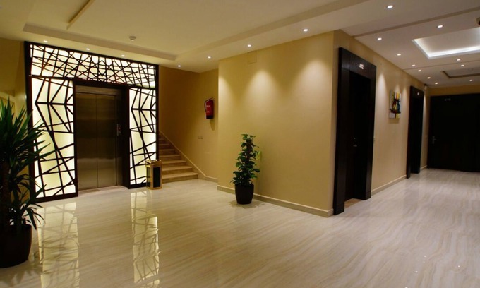 Hautat Sudair Hotel | Budget-Friendly Almuhaidb Sudair with Breakfast & Family Perks