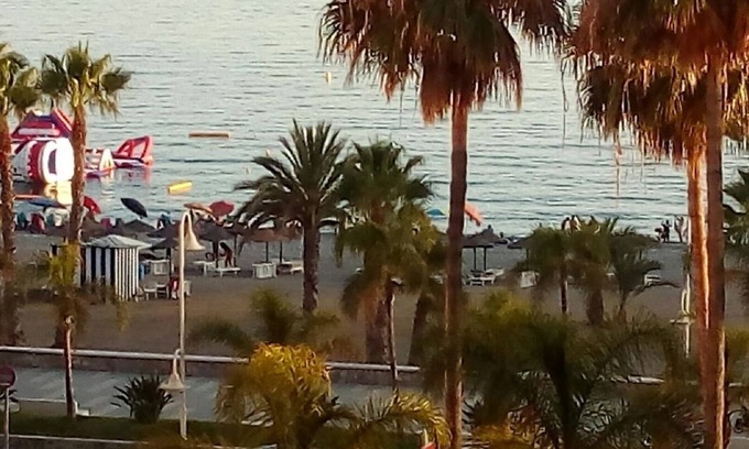 Almunecar Apartment | Beachfront Getaway in Almuñécar for Large Families