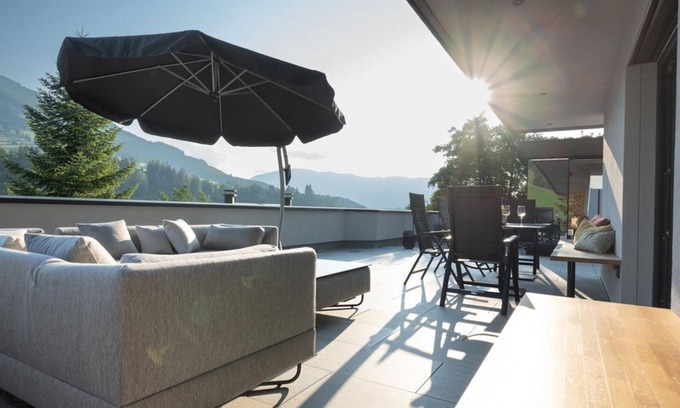 Maria Alm am Steinernen Meer Apartment | Relax at Almwiese - Bergleben Maria Alm with Spa & Family Perks