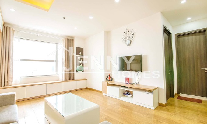 District 7 Apartment | Experience AlmXep's 1 Bedroom Apartment with Pool Access