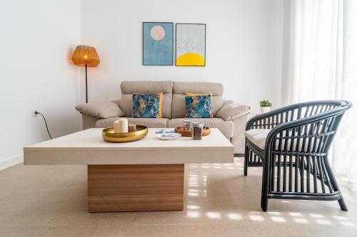 Ciudad Jardin Apartment | Pet-Friendly 4-Star Apartamentos Alnatur with Kitchen Access
