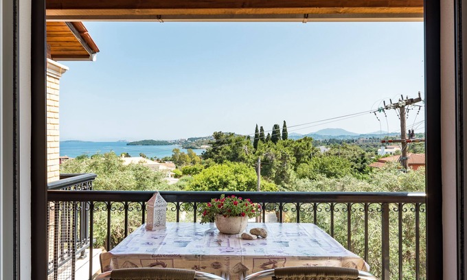 Dassia Apartment | Guest Rated 10/10: Aloe Apartments Near Dassia Beach