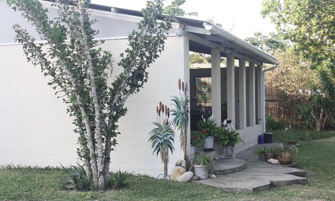 Sodwana Bay Cottage | Unique Aloe Cottage Near Sodwana Bay with Breakfast Included