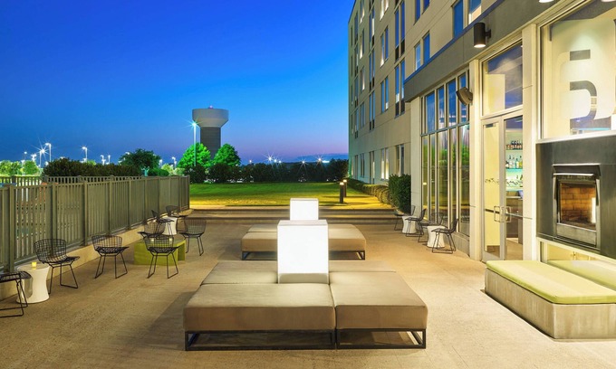 Plano Hotel | Eco-Friendly Aloft Plano with Pool and Spa Amenities