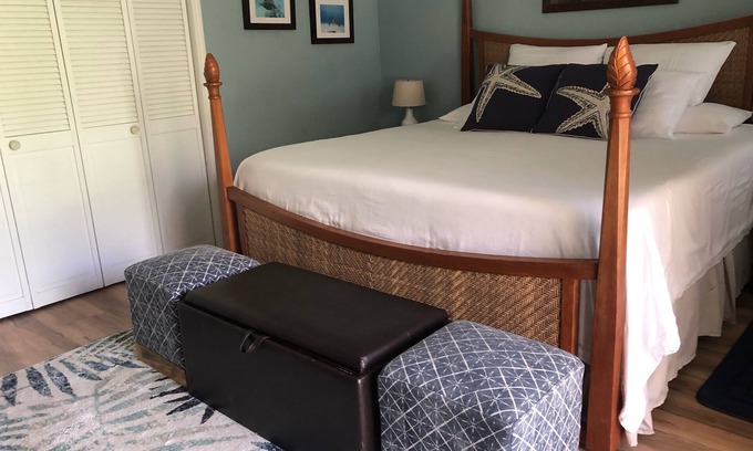 Kahuku Condo | Aloha! Perfect Spot with Ocean View & Private Sun Deck