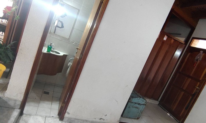 Godoy Cruz Bed & Breakfast | Central Accommodation: Private Room in a Cozy Hostel