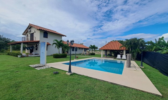 Nueva Gorgona House | Family-Friendly Getaway in Coronado with Pet Access