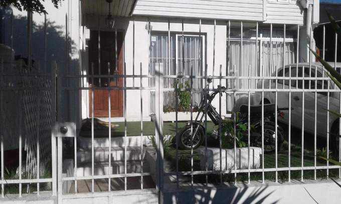 Chillan House | Budget-Friendly Alojamiento en Chillán with Kitchen Access