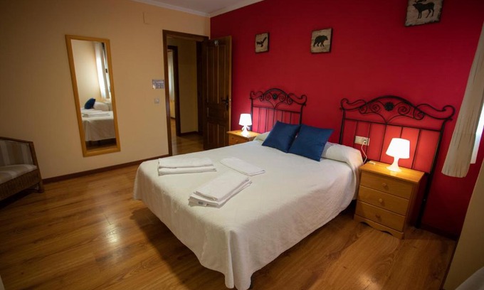 Fresneda de la Sierra House | Inviting Stay at Alojamiento Turístico "El Torreón" with Hot Tub